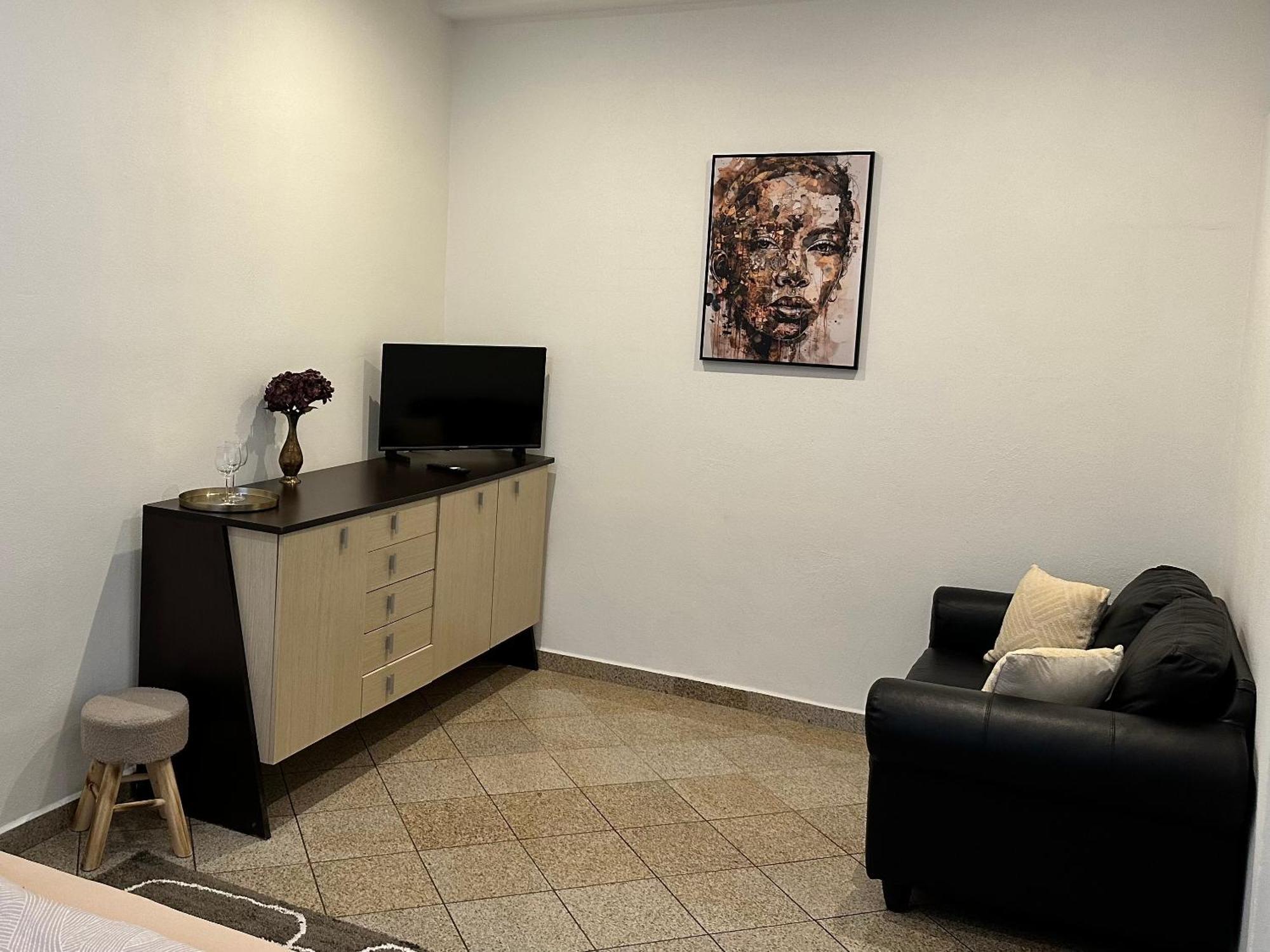 Newly Renovated 2 Rooms Apartment Downtown Nitra Ngoại thất bức ảnh